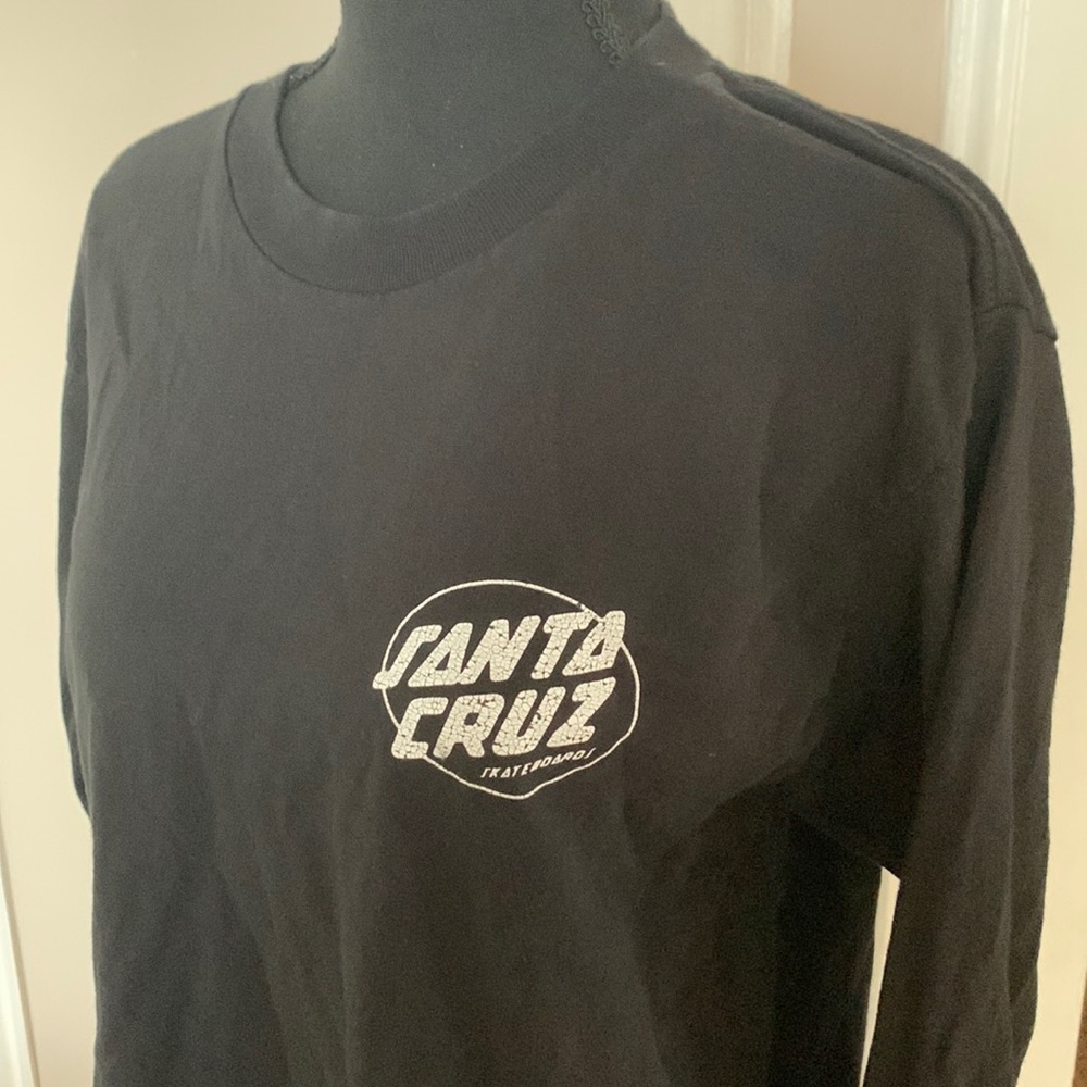 Santa Cruz long sleeve cotton tee. Used